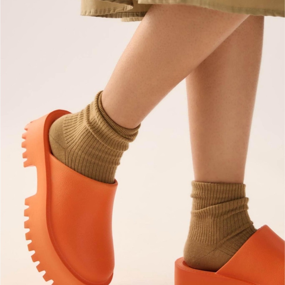 Jeffrey Campbell Bae Platform Orange Slip-On Clogs Rubber Chunky Mule - Picture 2 of 12